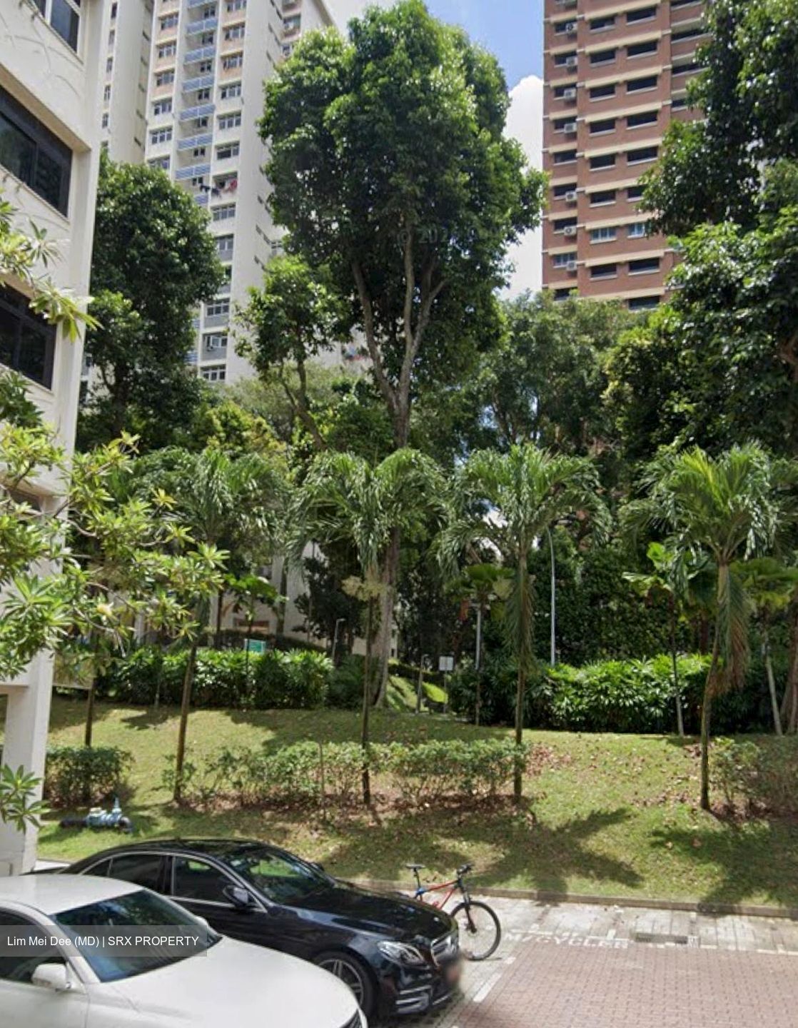 Holland Close (D10), Shop House #544444411